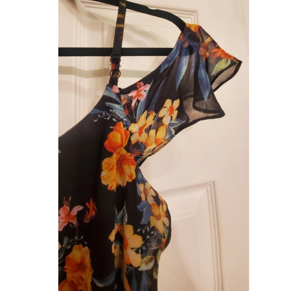 Black floral dress - Picture 3 of 4